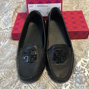 Tory Burch black tumbled leather driver flats